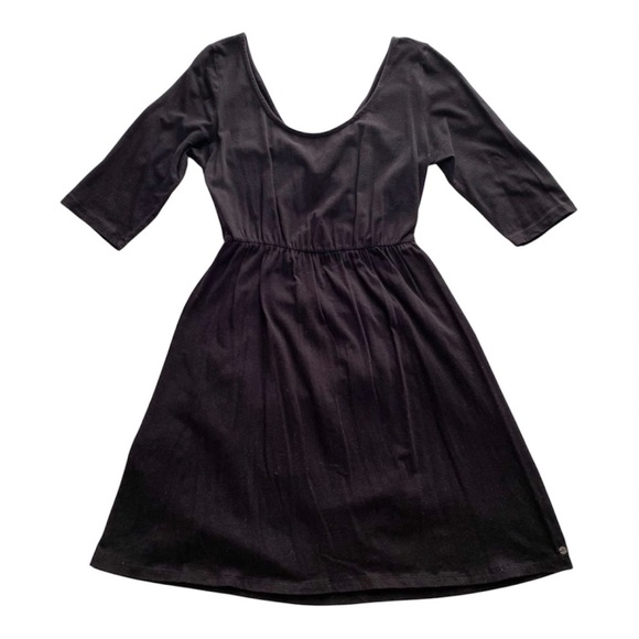 O'Neill Dresses & Skirts - O’Neill Open Back Skater Surf Style Dress